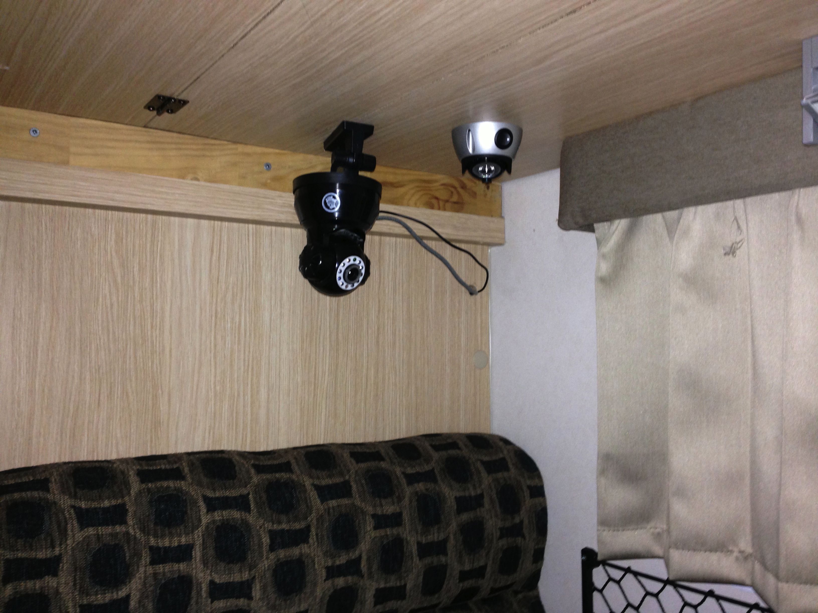 camera and bunklift.jpg